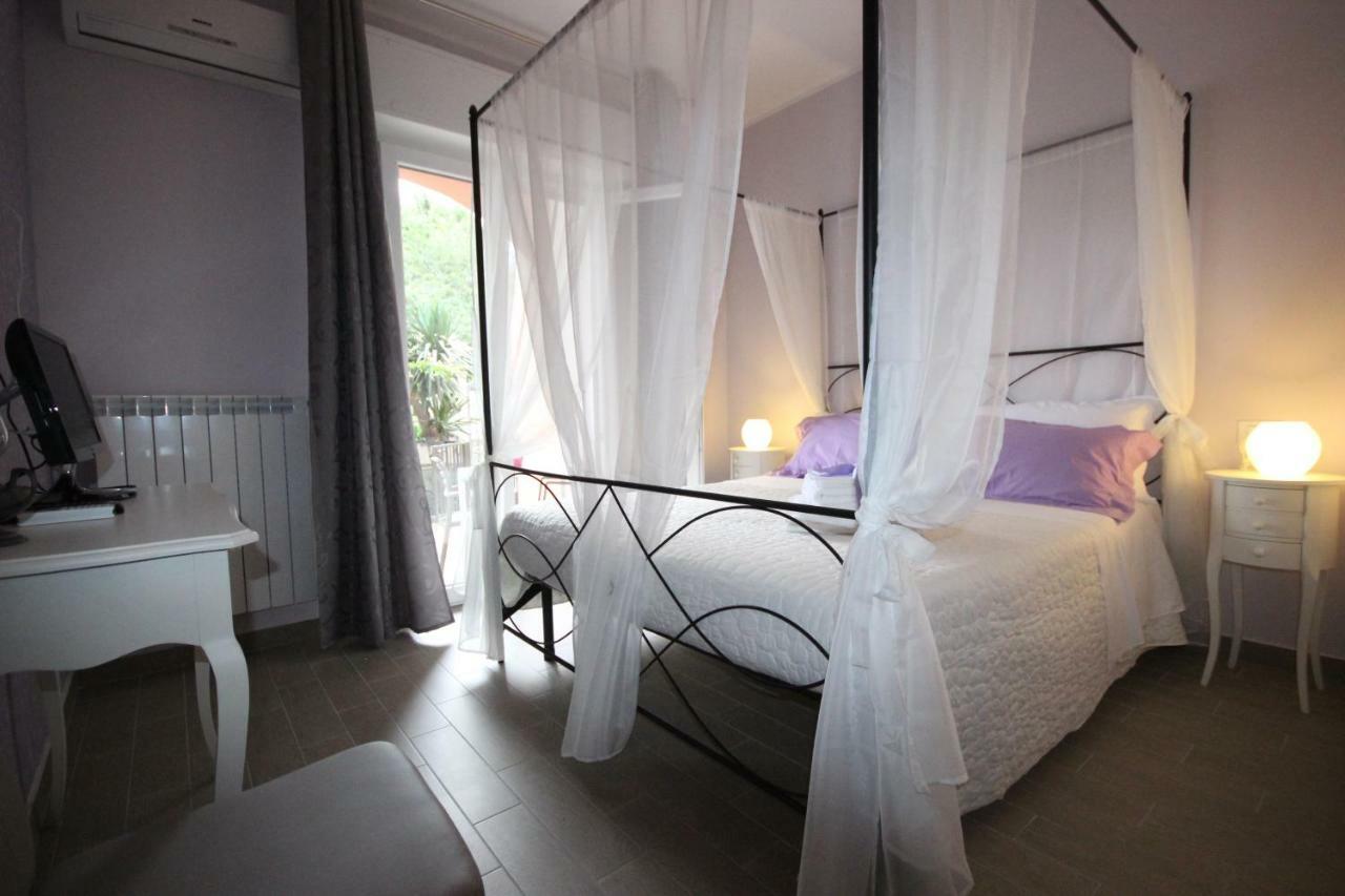 B&B Ai Tre Archi Spotorno Exterior foto