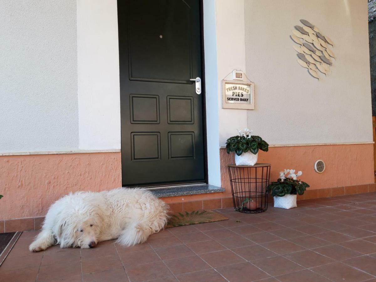 B&B Ai Tre Archi Spotorno Exterior foto
